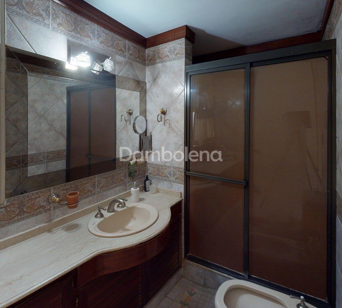 Casa Quinta en Venta o Permuta Ubicado en La Reja, Moreno 4