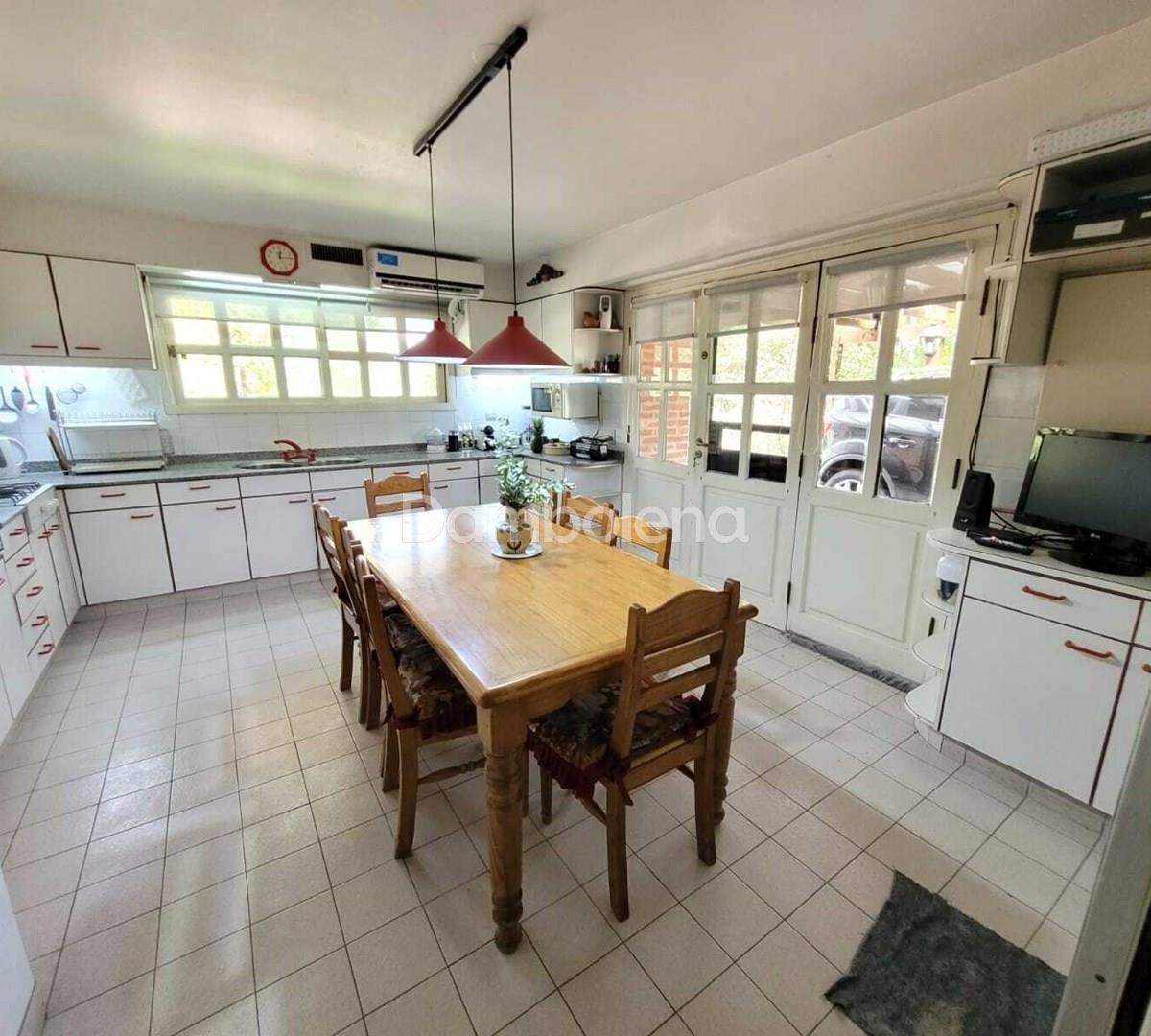Foto de Casa Chalet en Venta, San Diego, Moreno, imagen 2