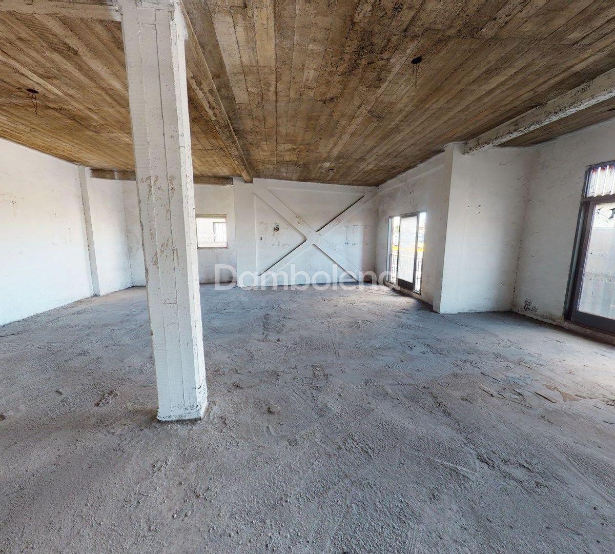 Local en Venta o permuta ubicado en La Matanza, G.B.A. Zona Oeste