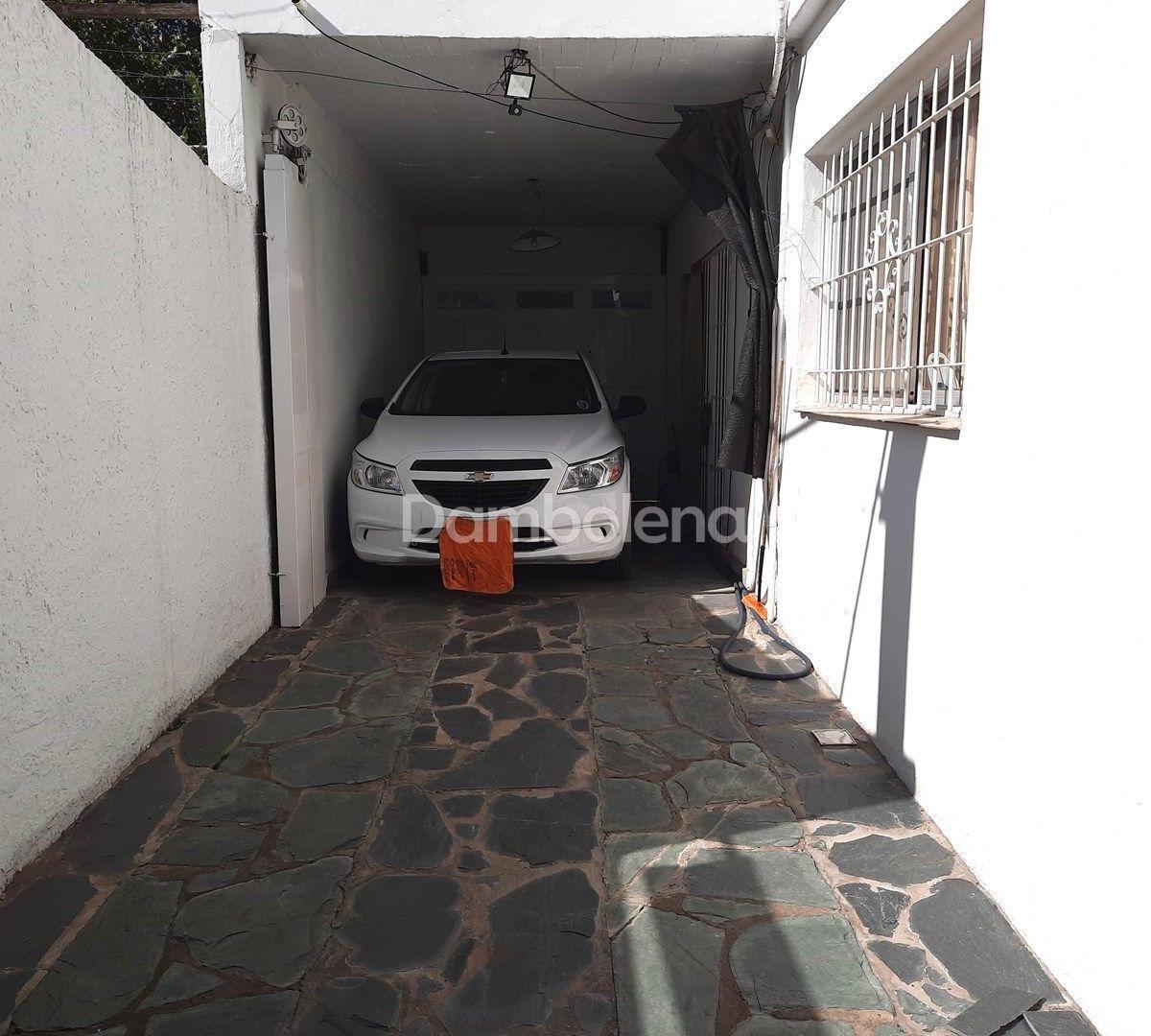 Foto de Casa en Venta o permuta ubicado en Villa Adelina, San Isidro, G.B.A, imagen 2