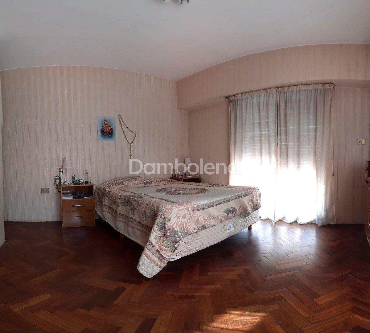 Foto de Casa en Venta o permuta ubicado en Villa Adelina, San Isidro, G.B.A, imagen 3