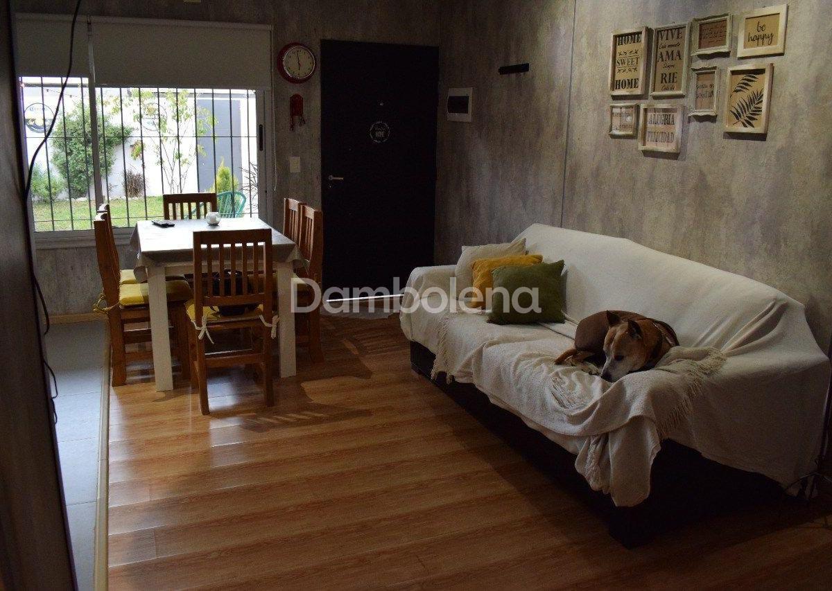 Duplex en Venta, Moreno 2