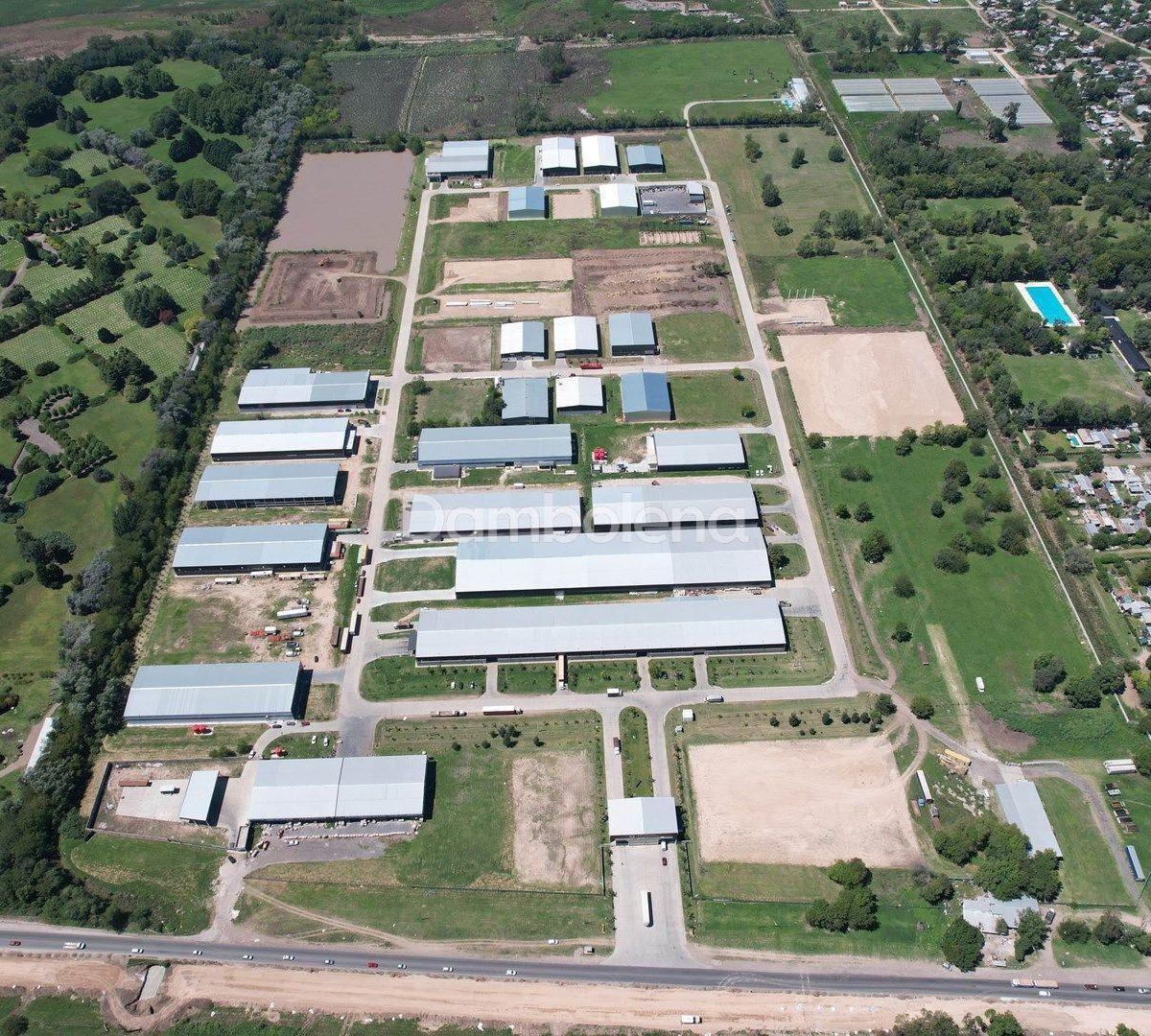 Depósito Galpón en Alquiler Ubicado en Cuartel V, Moreno, G. B. a. Zona Oeste 4