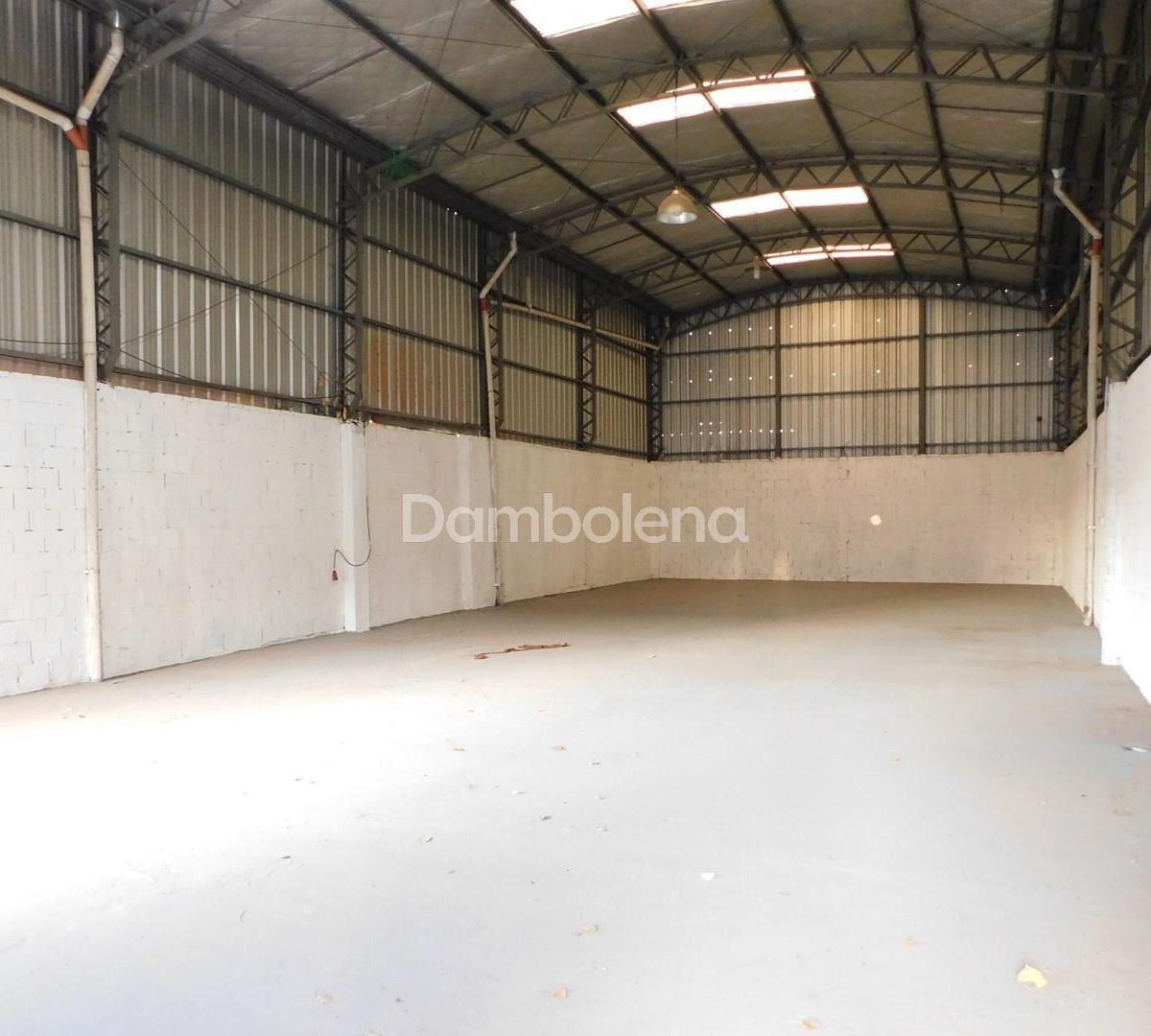 Depósito Galpón en Venta en Ituzaingó, G. B. a. Zona Oeste, Argentina 5