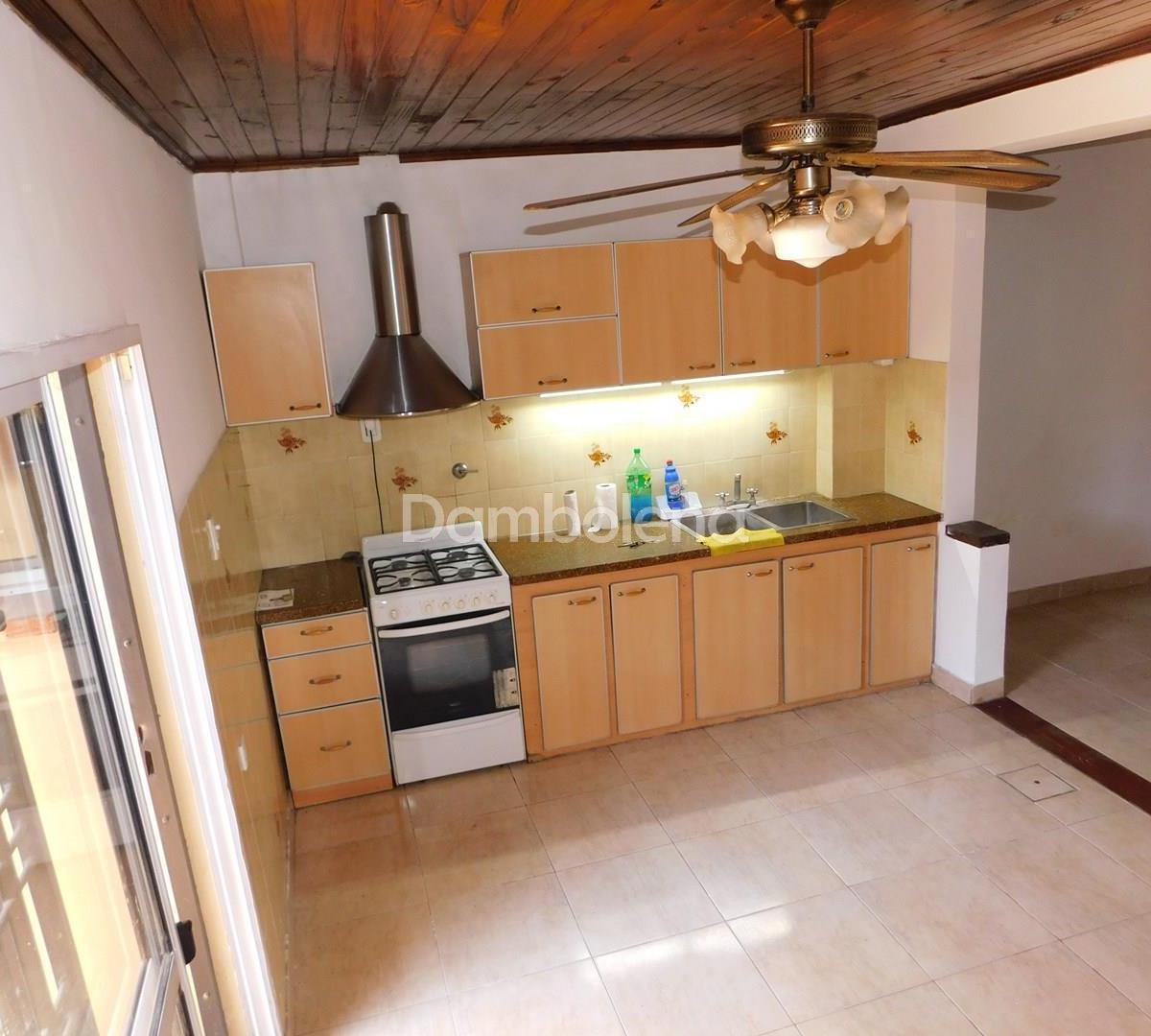 Casa en Venta en Merlo, G. B. a. Zona Oeste, Argentina 5