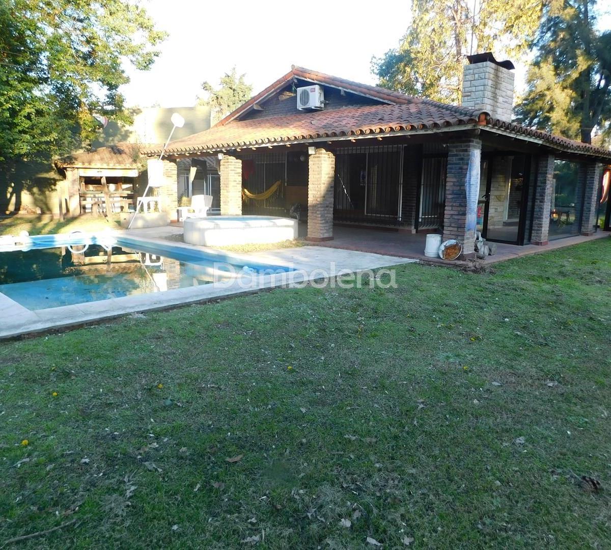 Casa Chalet en Venta en La Reja, Moreno 5