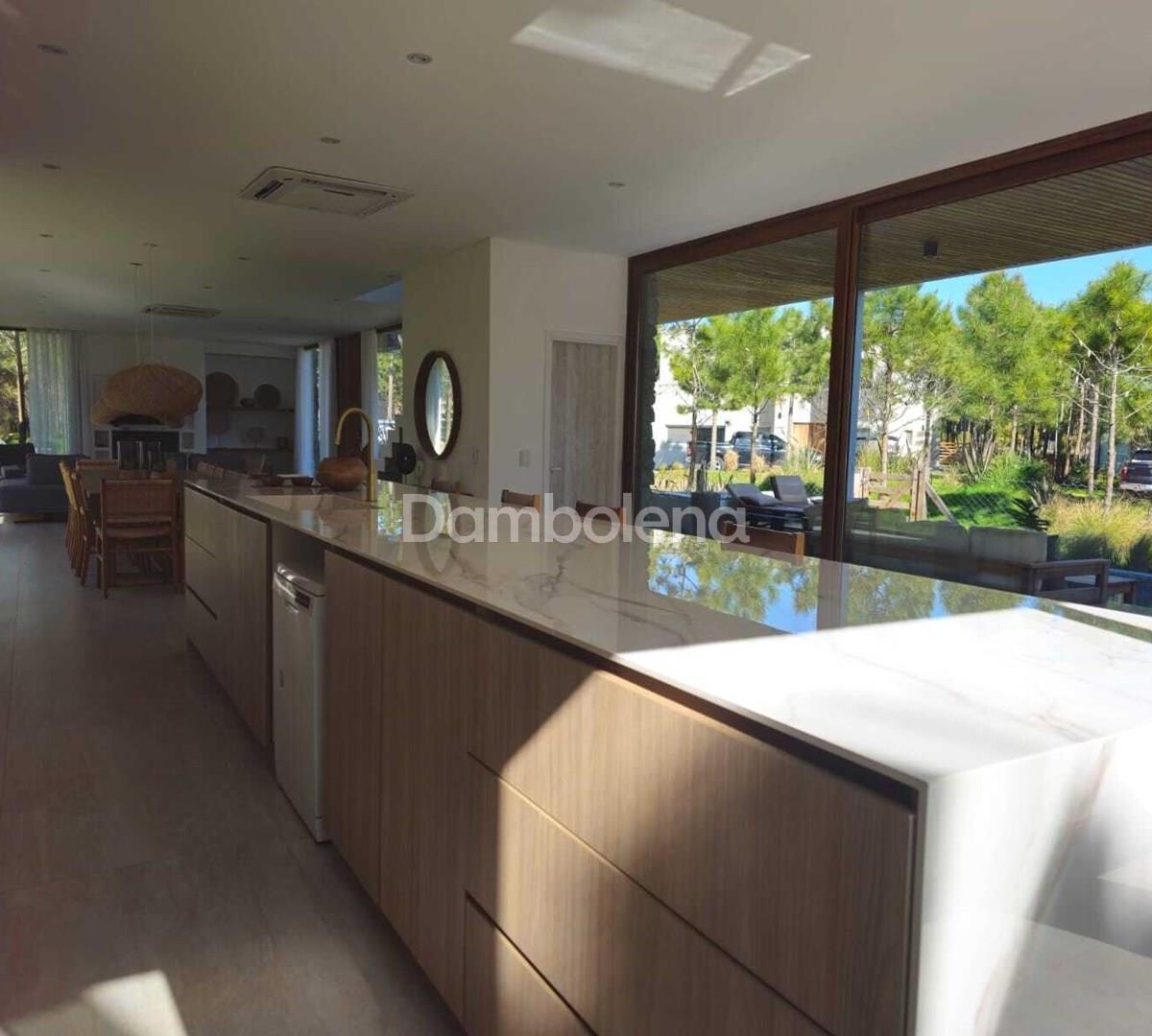 Casa en Venta Ubicado en Marítimo 4, Costa Esmeralda, Costa Atlántica 2