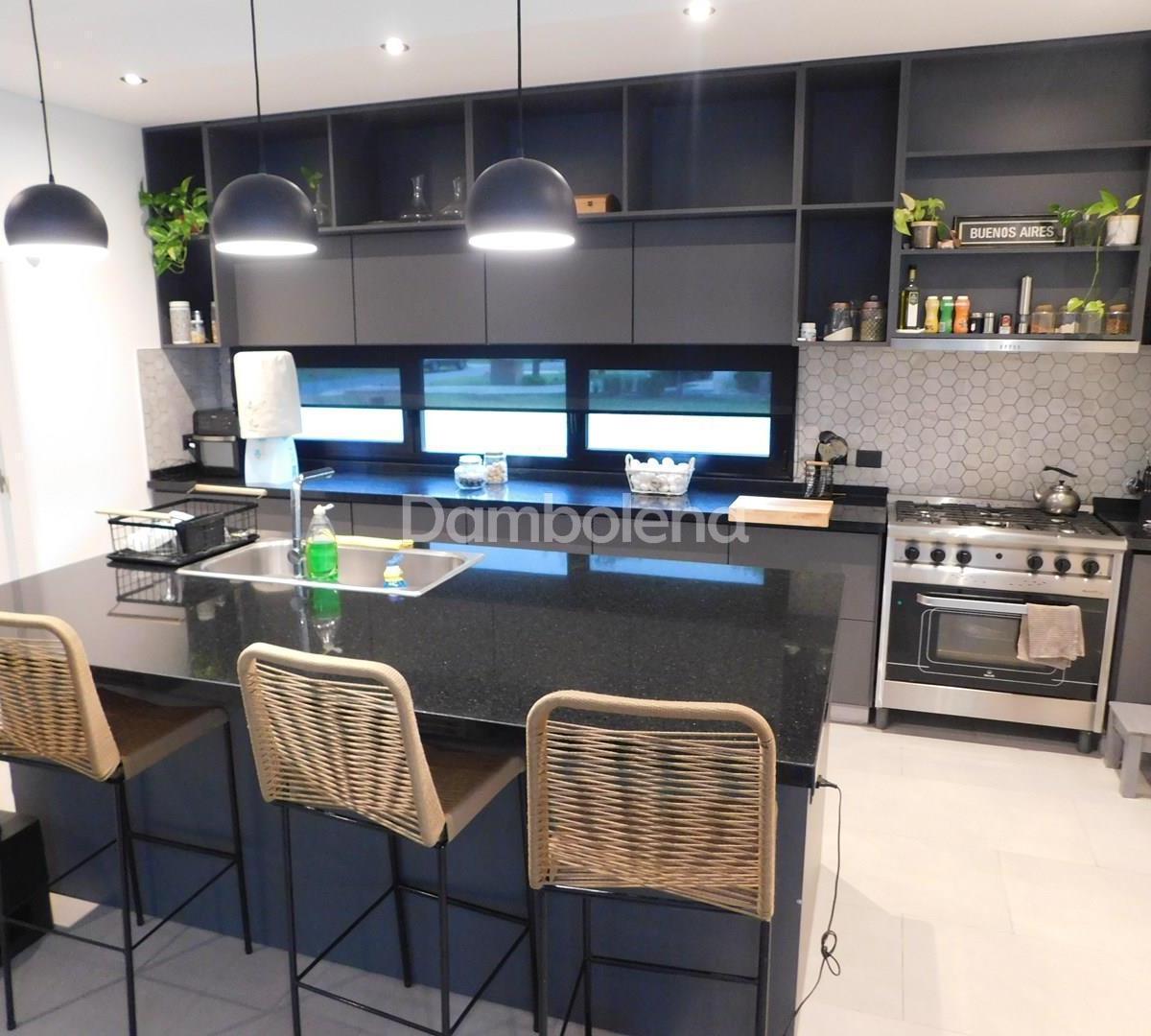 Foto de Casa en Venta en El Nacional, General Rodríguez, imagen 2