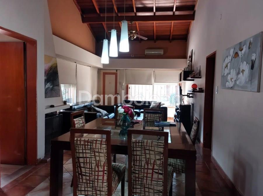 Foto de Casa Quinta en Venta en Paso del Rey, Moreno, imagen 4