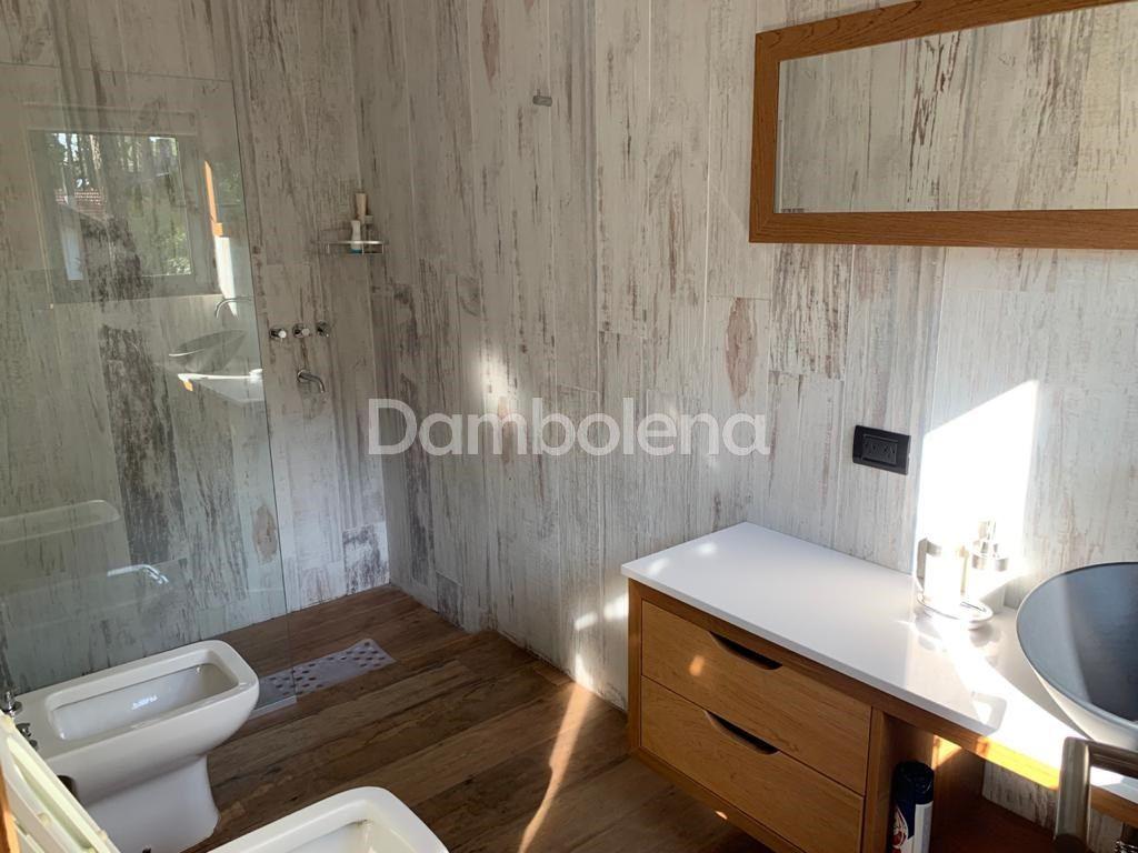 Casa en Venta en Carilo, Costa Atlántica 2