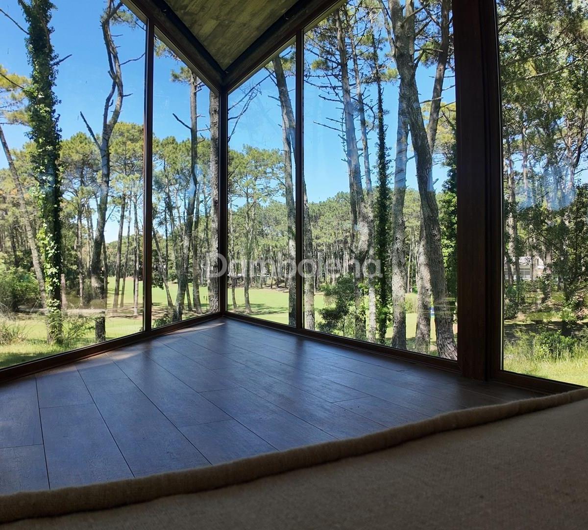 Foto de Casa en Venta en Carilo, Costa Atlántica, imagen 3