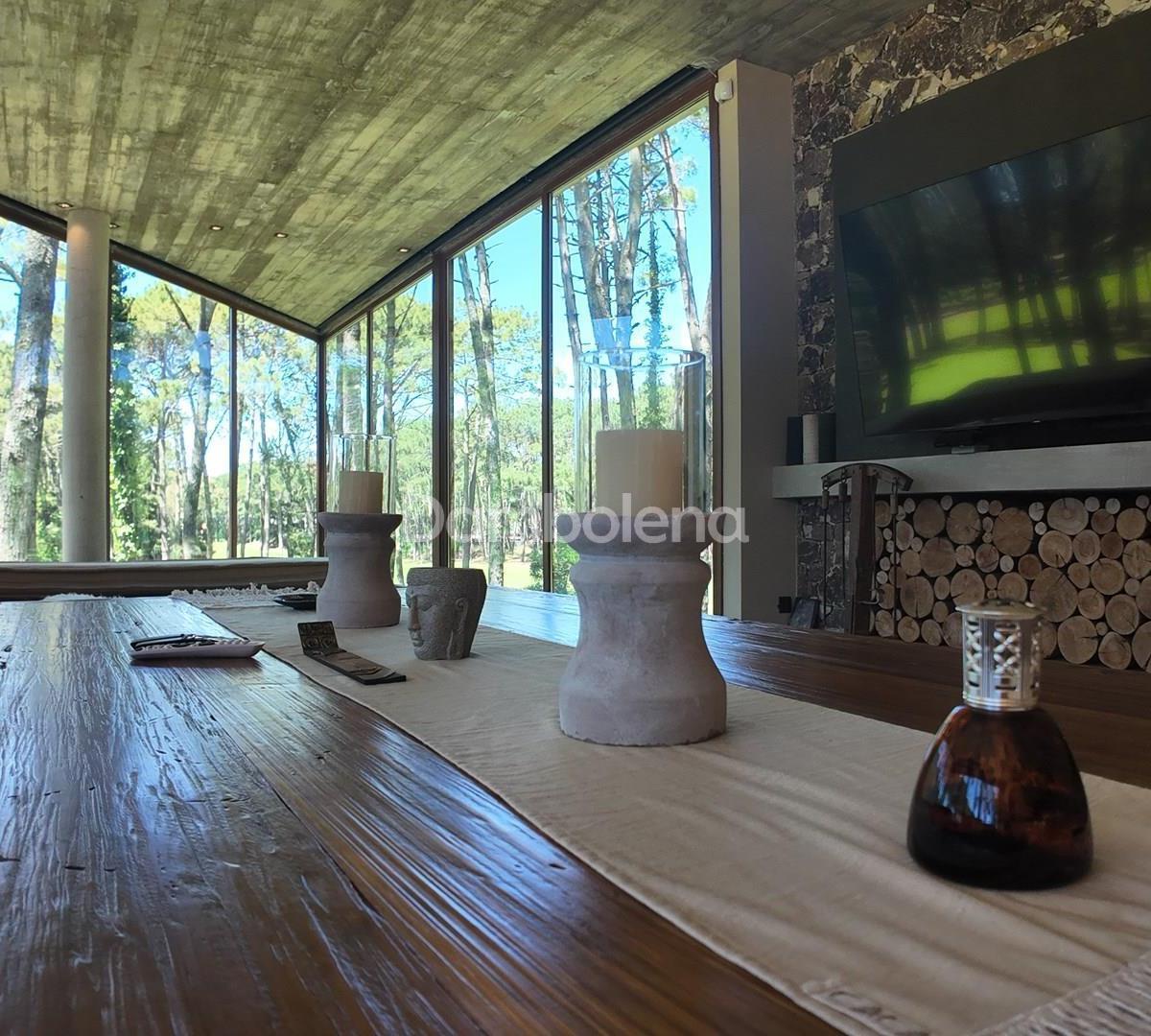 Foto de Casa en Venta en Carilo, Costa Atlántica, imagen 4