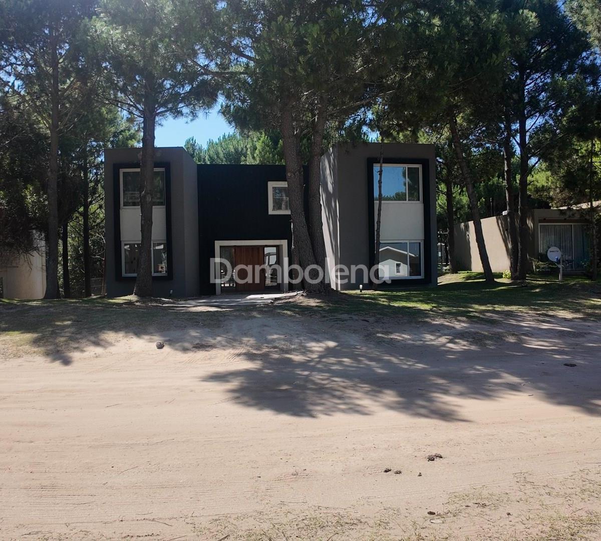 Casa en Venta en Residencial 1, Costa Esmeralda, Costa Atlántica, Buenos Aires 4
