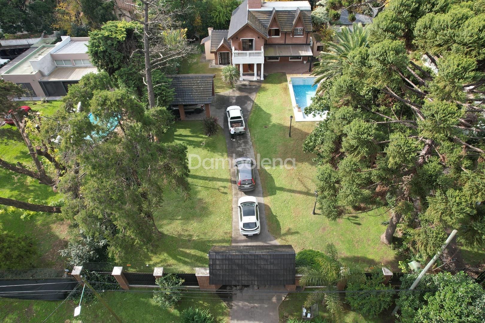 Casa Chalet en Venta en Parque Leloir, Ituzaingó, G.B.A. Zona Oeste