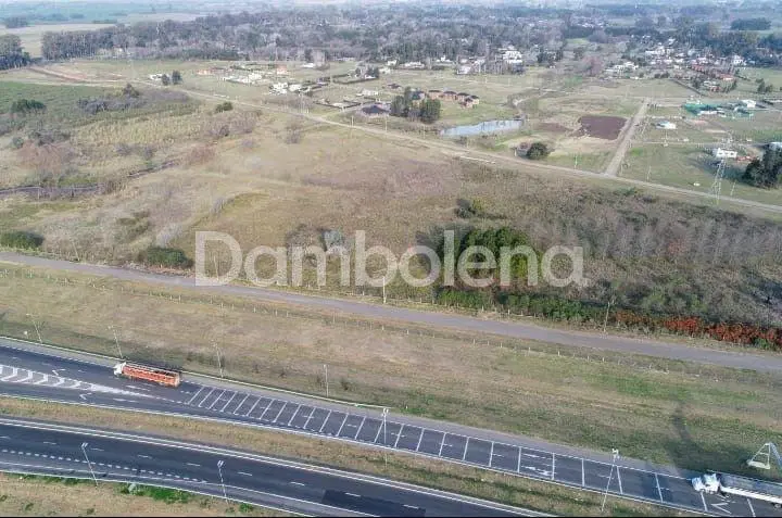 Terreno Fraccion  en Alquiler en Ruta 5, Luján 3