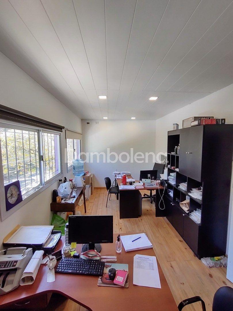 Foto de Local en Venta Luján, imagen 1