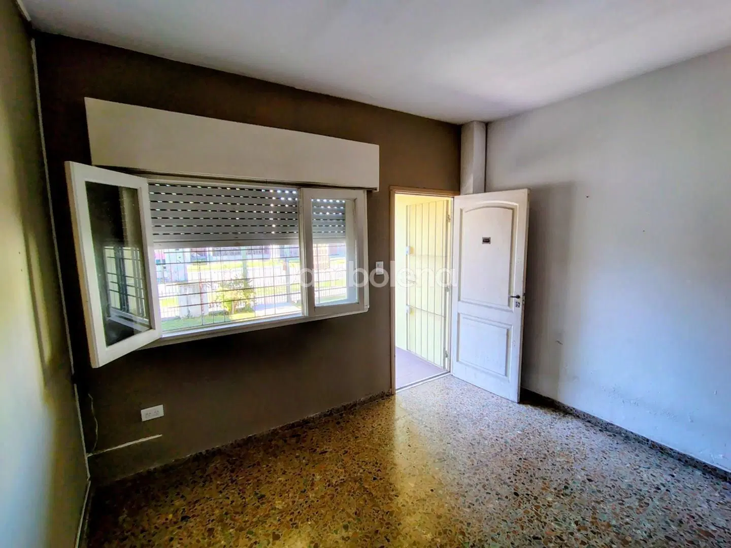 Casa  en Venta en Merlo 5