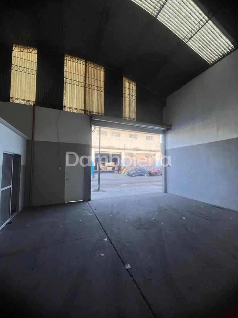Depósito Galpón  en Alquiler en Merlo,  G.B.A. Zona Oeste 2