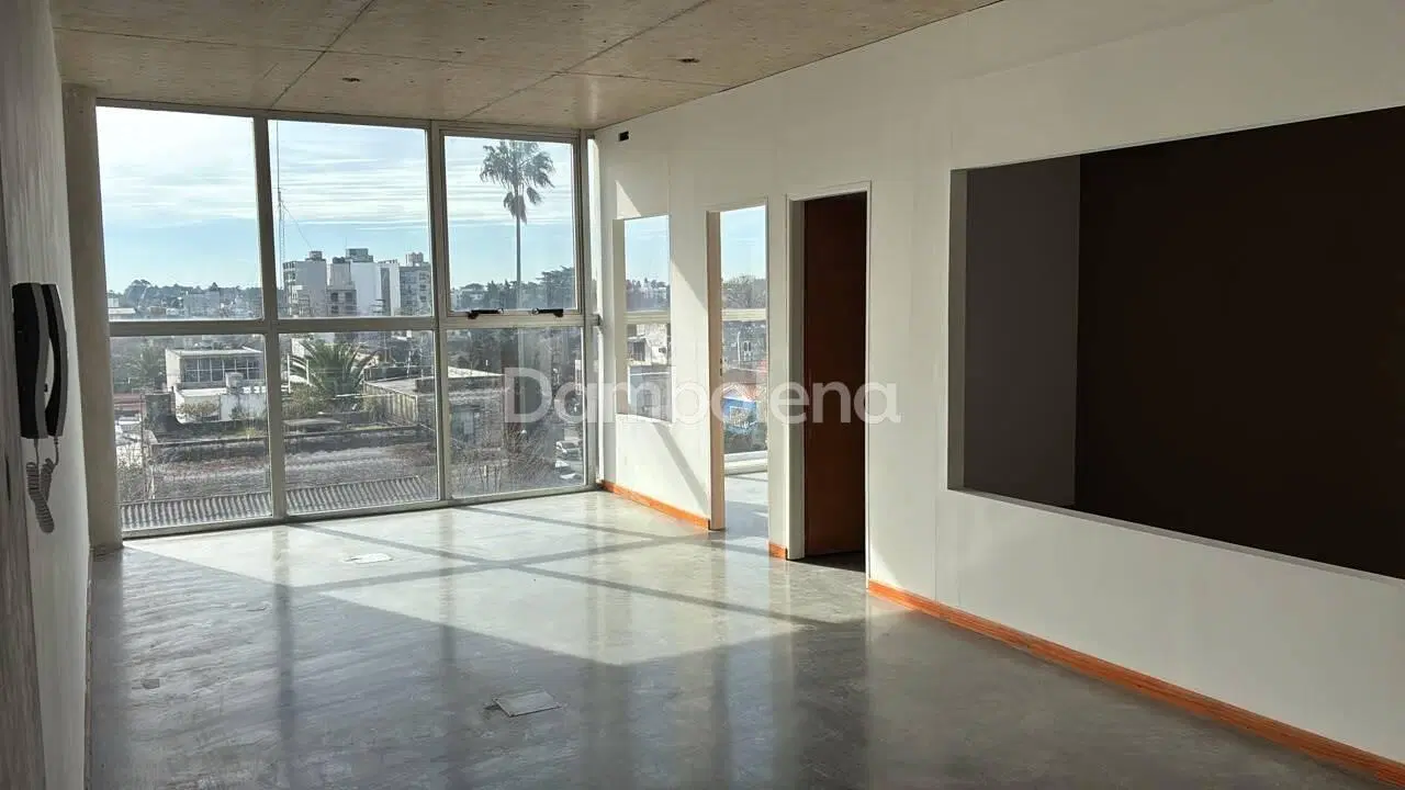 Oficina  en Alquiler en Moreno,  G.B.A. Zona Oeste 3