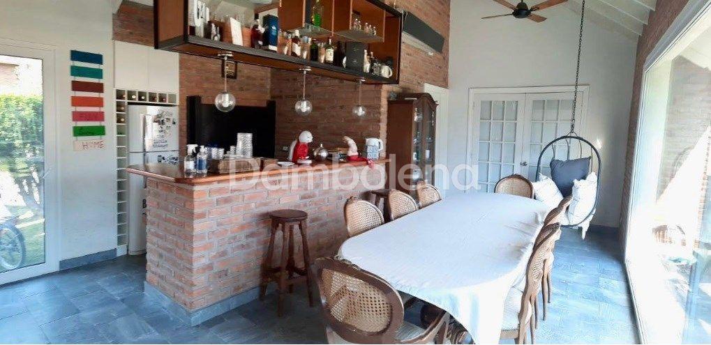Foto de Casa Chalet en Venta, Banco Provincia, Moreno, imagen 4