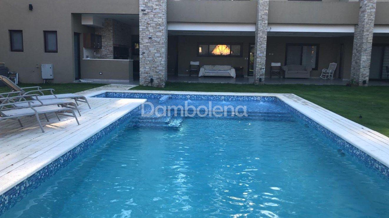 Foto de Casa en Venta ubicado en San Diego, Francisco Álvarez, Moreno, imagen 2