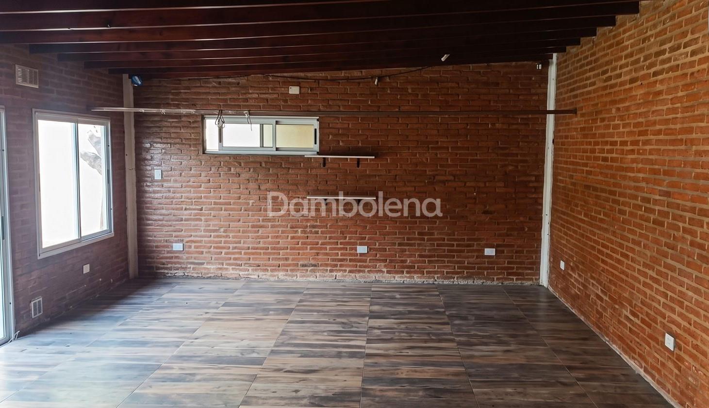 Foto de Casa Quinta en Venta en Moreno, imagen 4