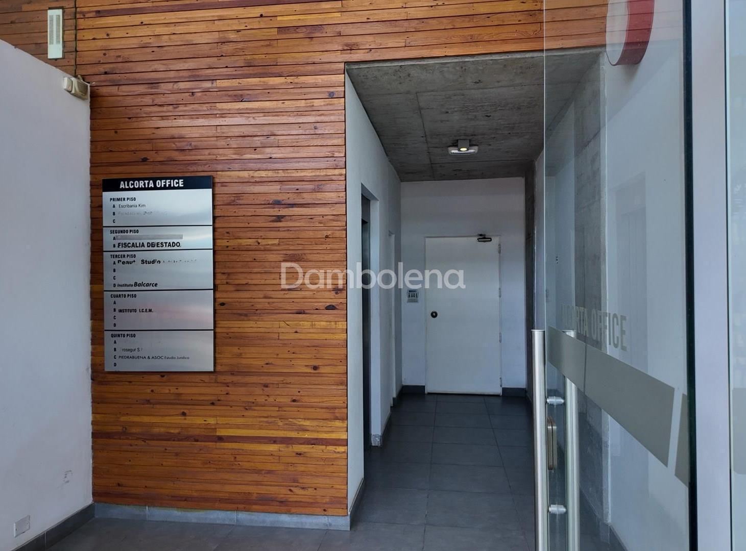 Foto de Oficina en Alquiler en Moreno, G.B.A. Zona Oeste, Argentina, imagen 1