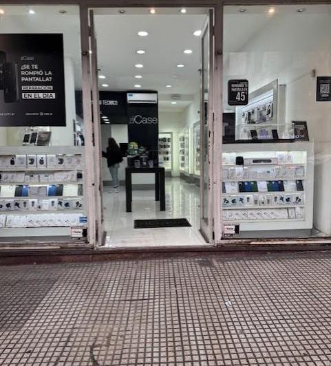 Foto de Local comercial 200 m en alquiler sobre JOSE M MORENO Y RIVADAVIA, imagen 3