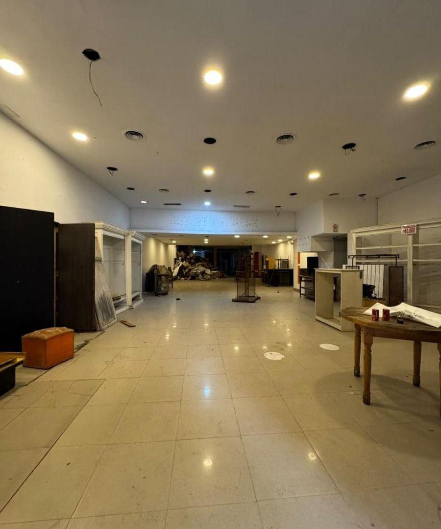 Foto de Excelente local en alquiler en Lavalle al 700. Consultar precio., imagen 5