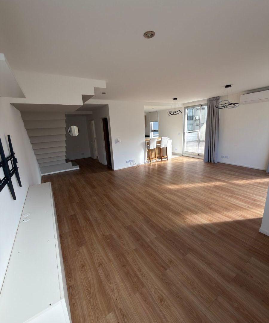 Foto de Duplex de 4 Ambientes con Balcón Terraza en BARRACAS ITUZAINGO 925, imagen 1