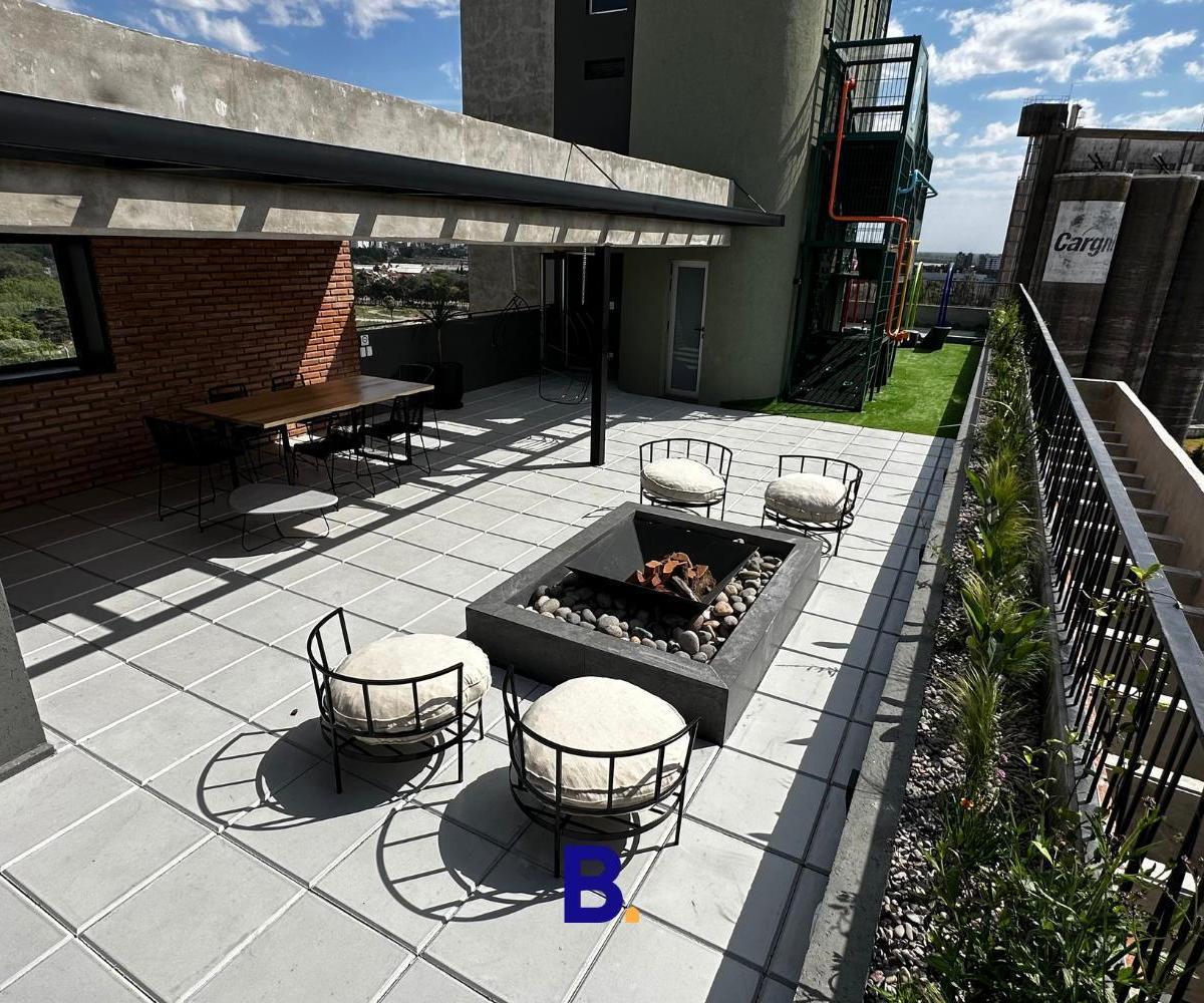 Venta | 1 Dormitorio | Frente y Balcón | Quincho | Parrilla | Fogonero 5