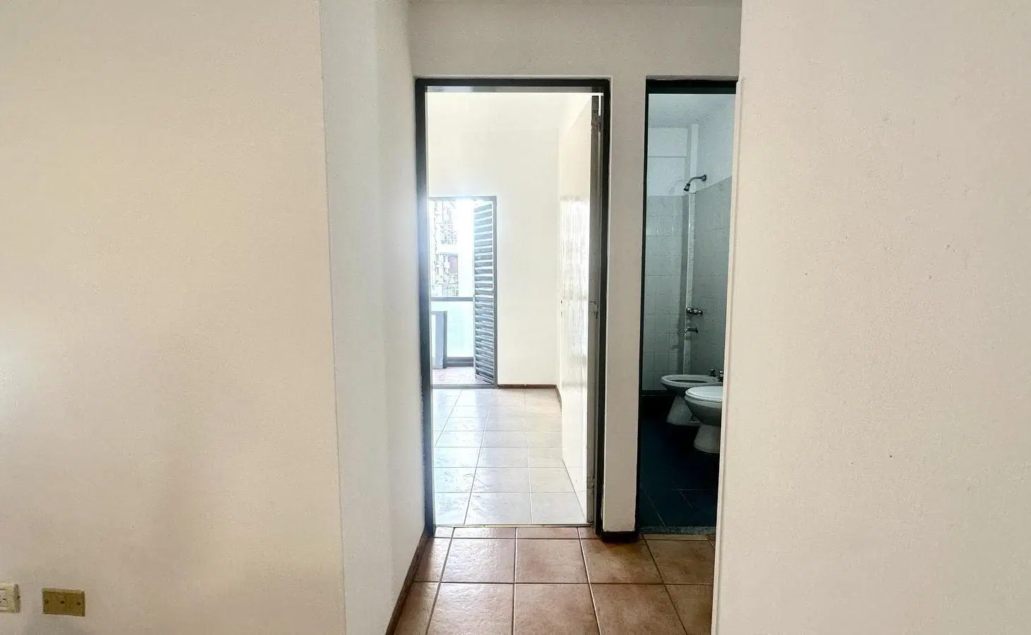 Departamento en zona rio de 1 dormitorio con dos balcones 8