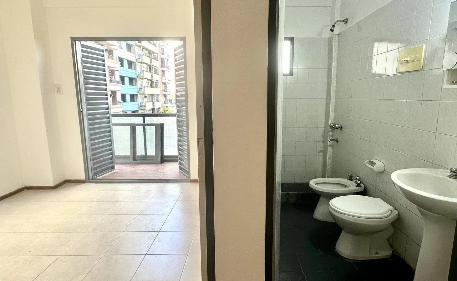 Departamento en zona rio de 1 dormitorio con dos balcones 4