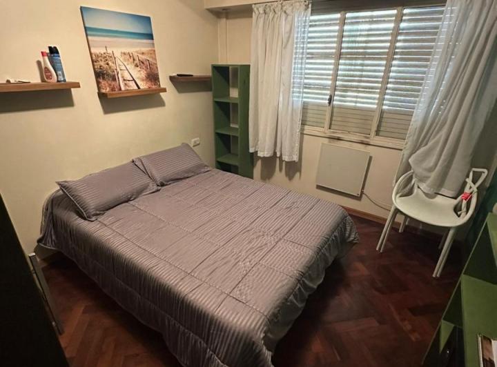 Departamento 3 amb en zona Abasto! 5