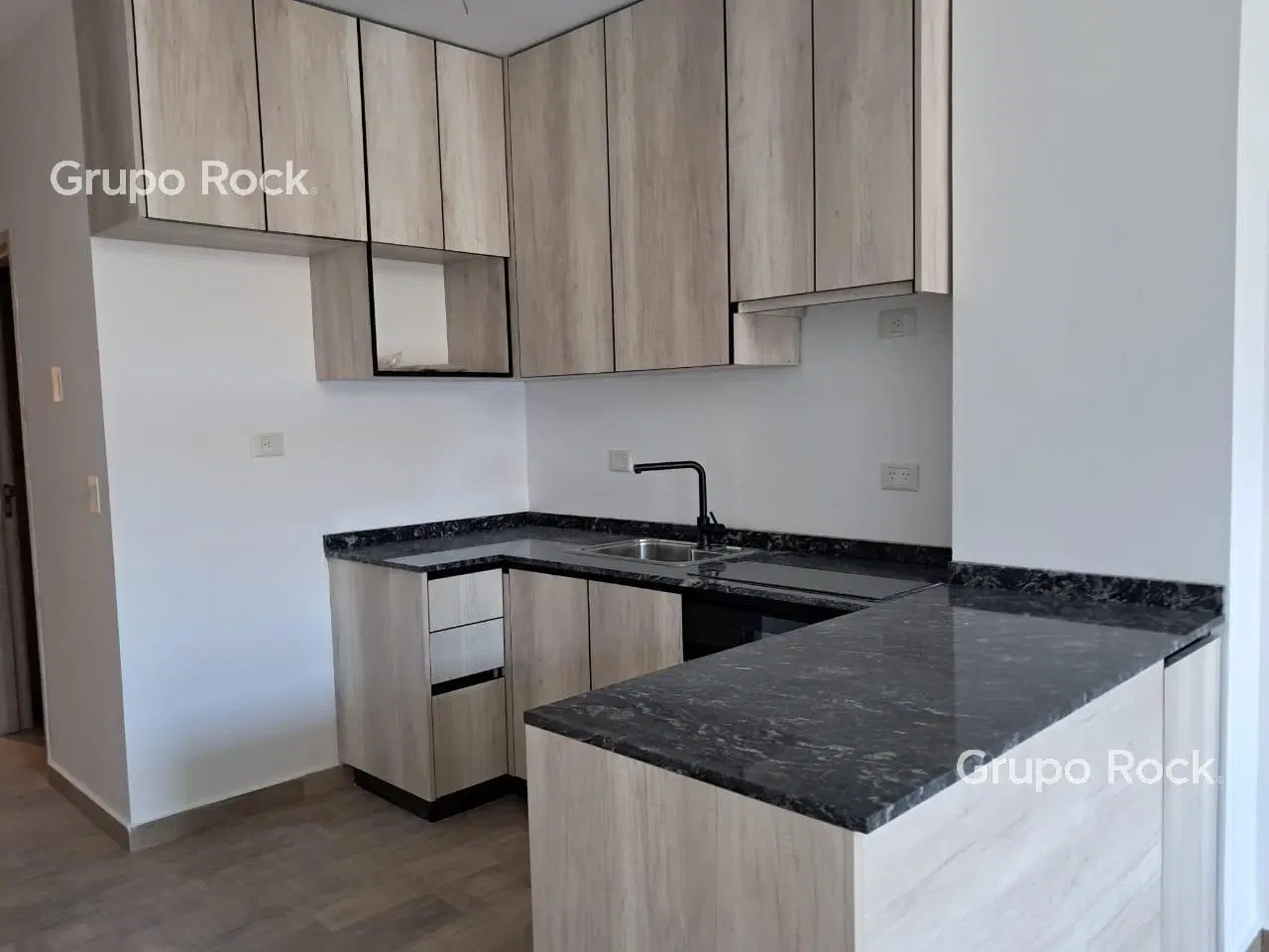 Icon Caseros - A Estrenar 3