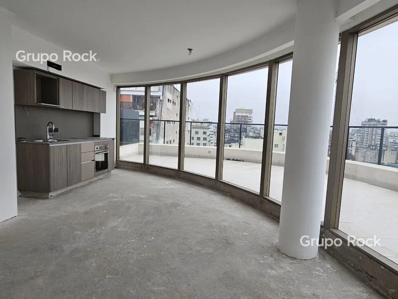 Penthouse Torre Deco Armani 4