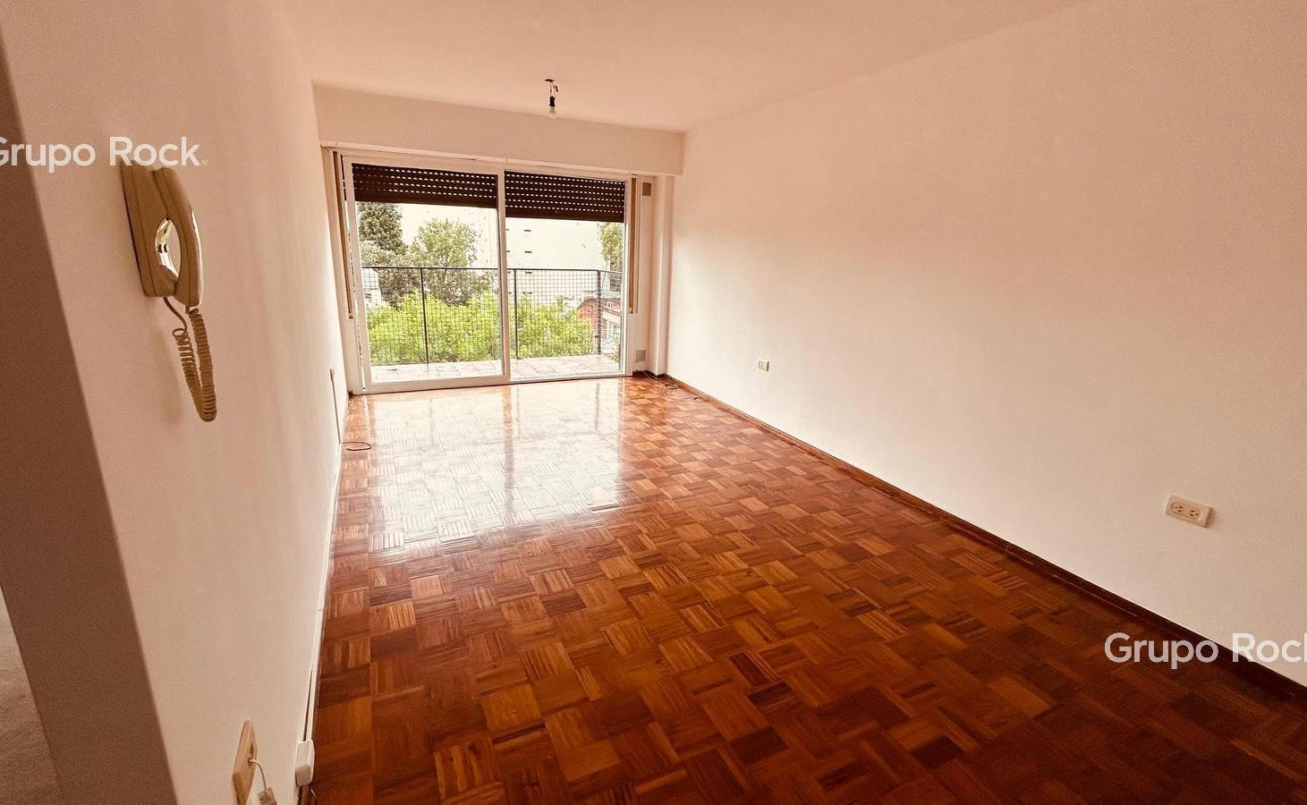 Departamento de dos ambientes muy luminoso en Urquiza