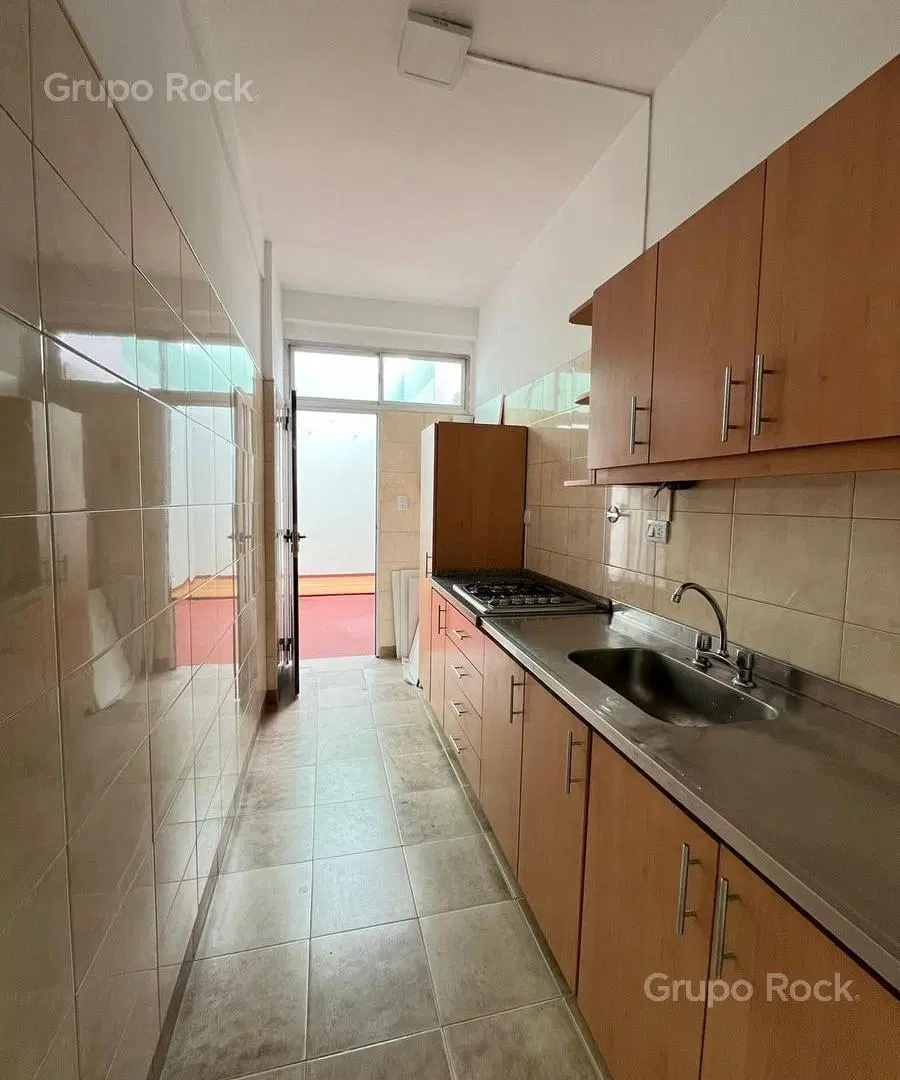 Departamento en Nuñez dos ambientes con patio 3
