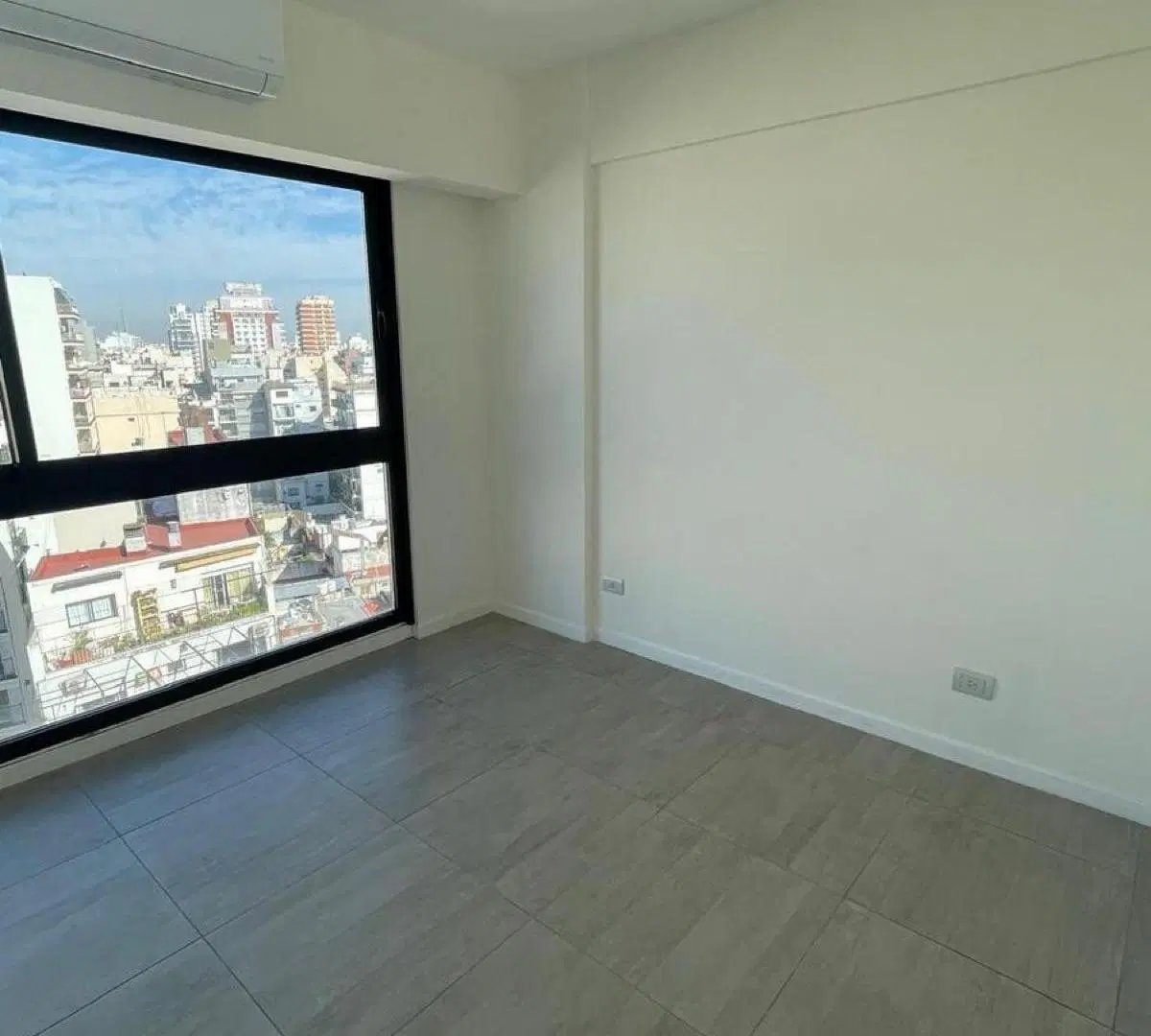 2 Suites, Full Amenities, Evoque Olazabal 3
