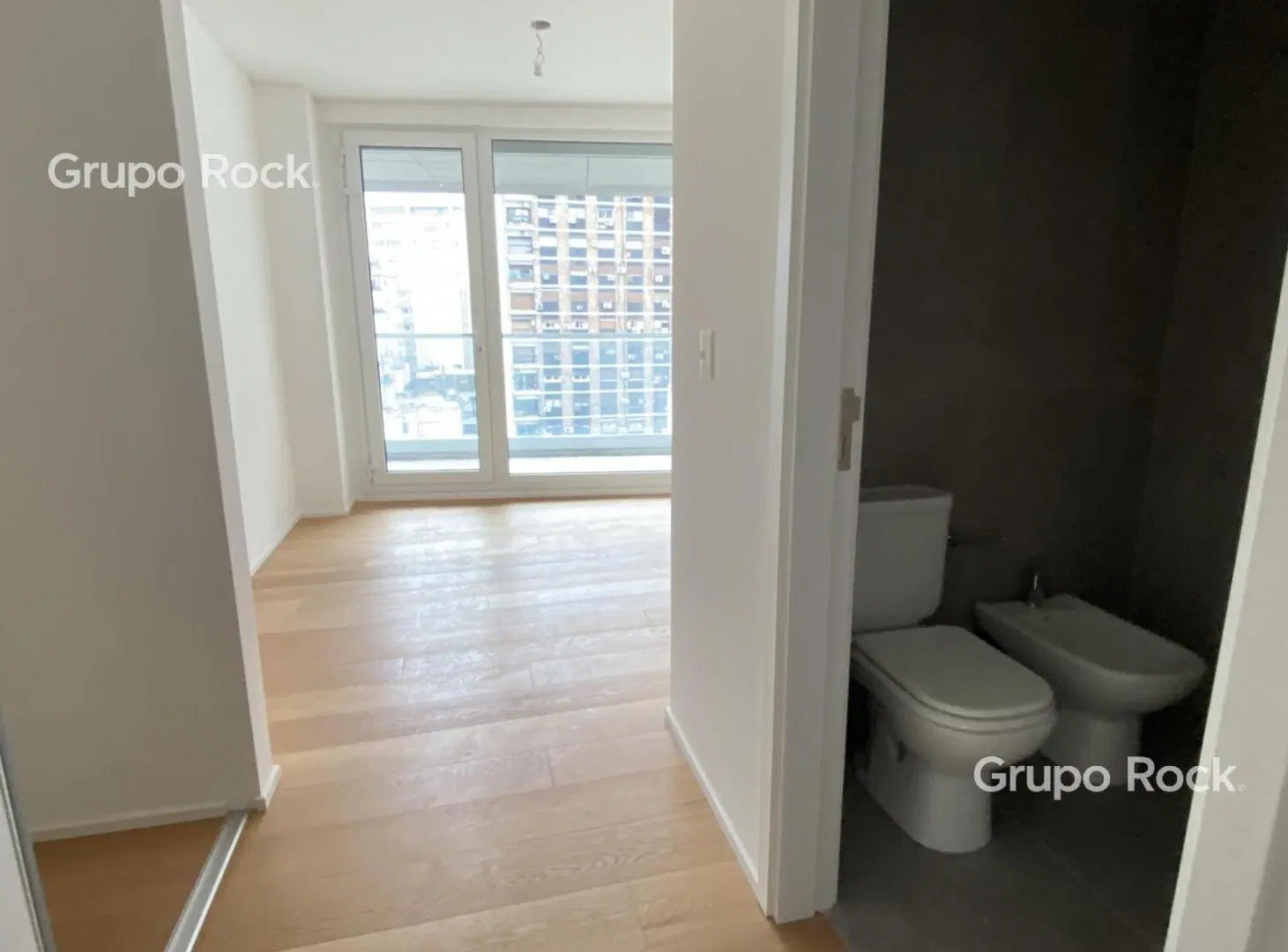 Torre Deco, 3 Suites, Cochera 5