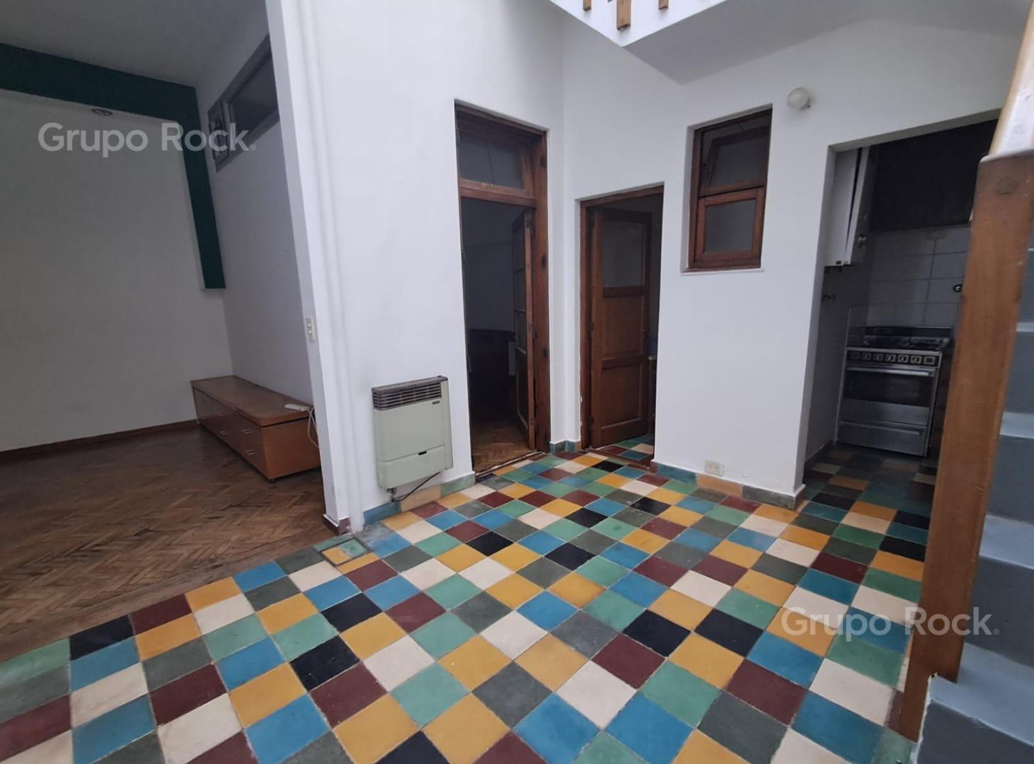 Foto de PH con Terraza y Parrilla, imagen 1