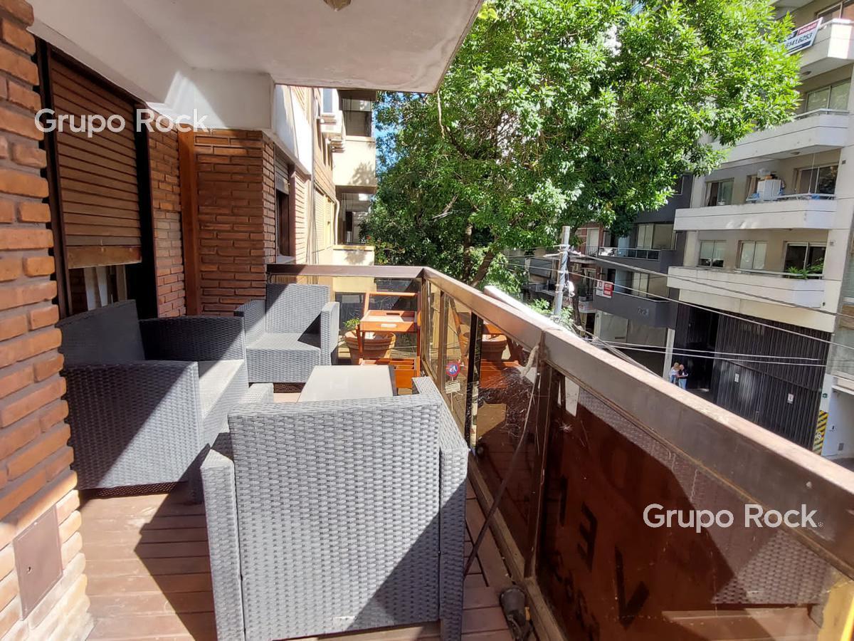 Foto de Piso en Esquina 5 Amb, Cochera, imagen 1