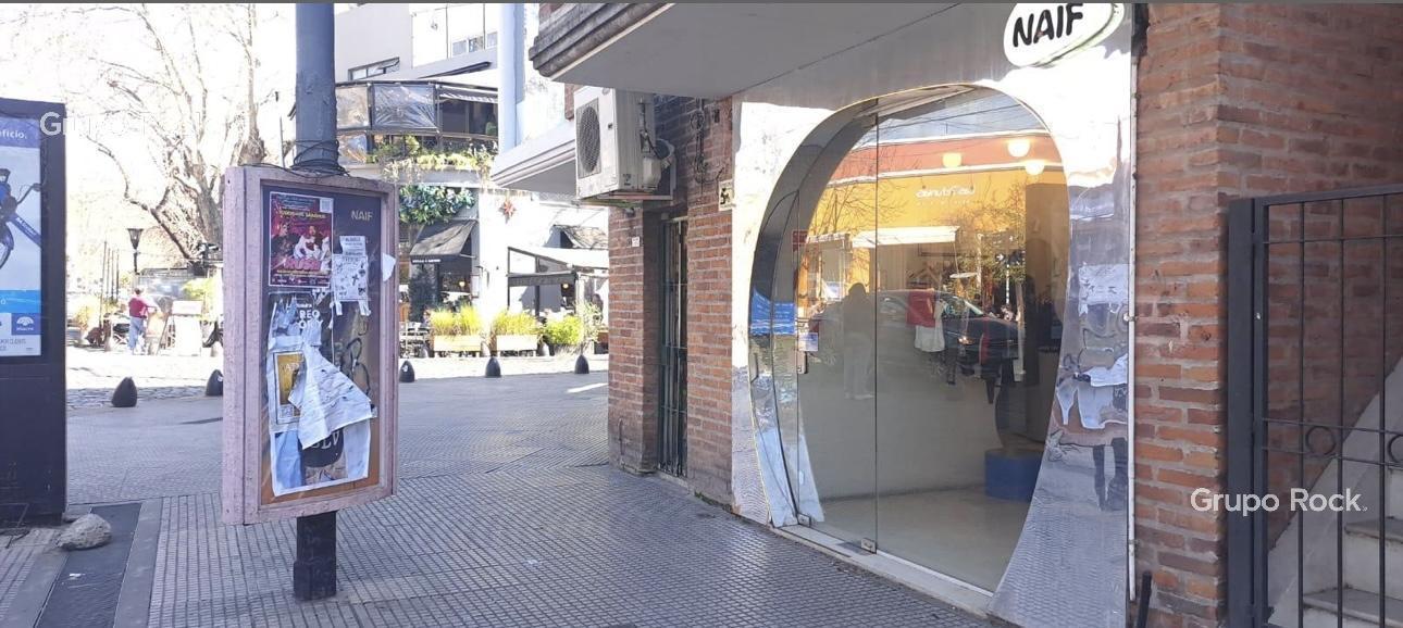 Foto de Local y Ph, Plaza Armenia, imagen 1