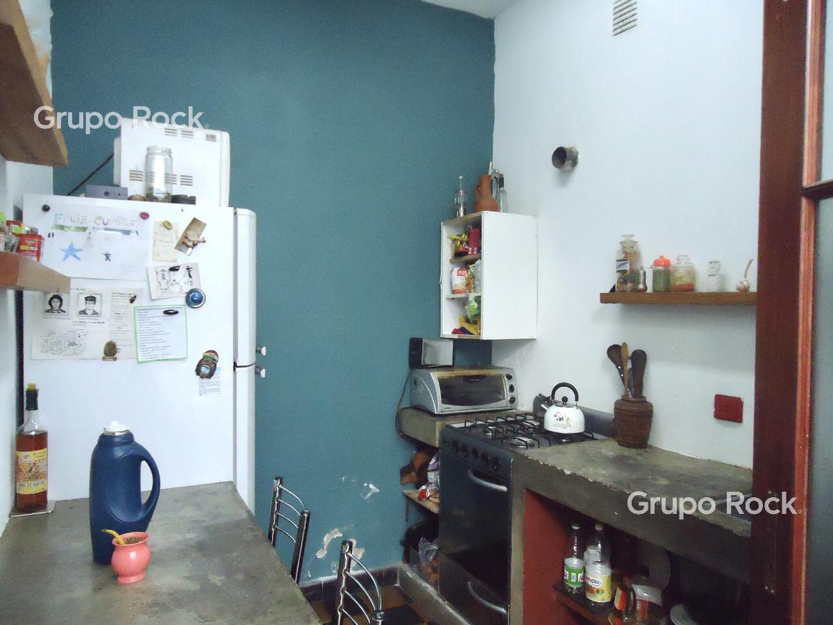 Foto de PH tipo loft de 3 ambientes con terraza propia en Constitución !, imagen 2