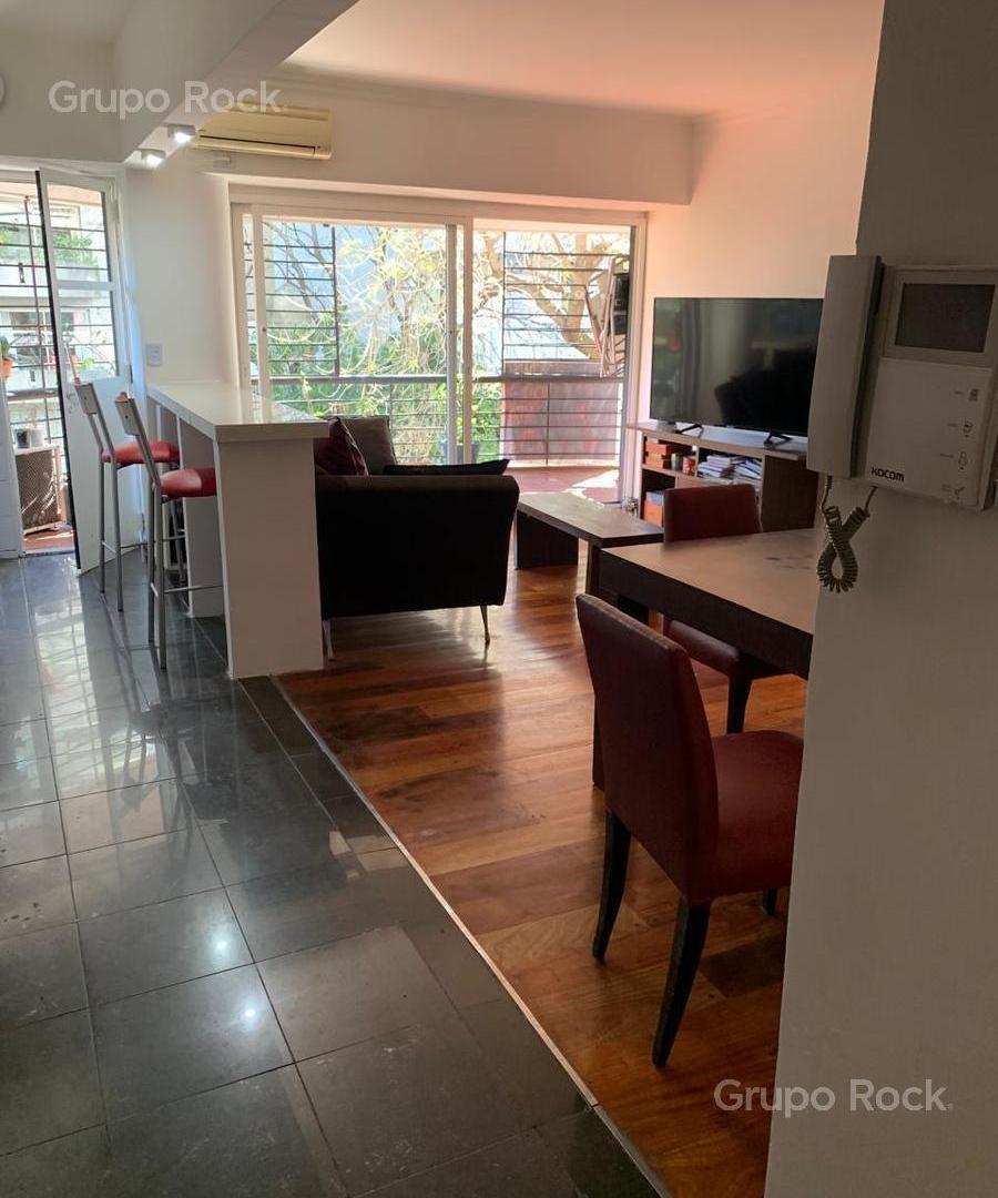 Foto de Piso de 4 amb mas dependencia con cochera sobre Boulevard Chenault!, imagen 3