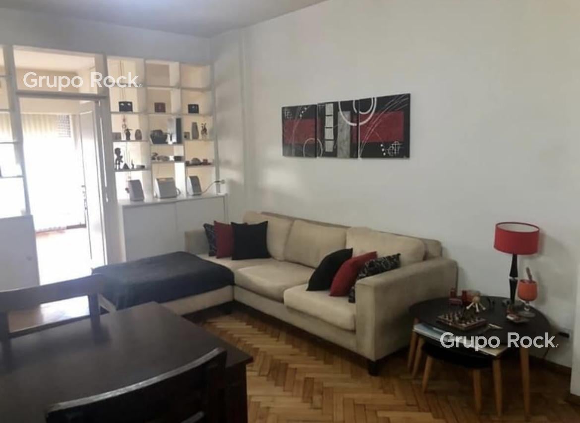 Foto de Un ambiente grande con balcon en Palermo, imagen 2