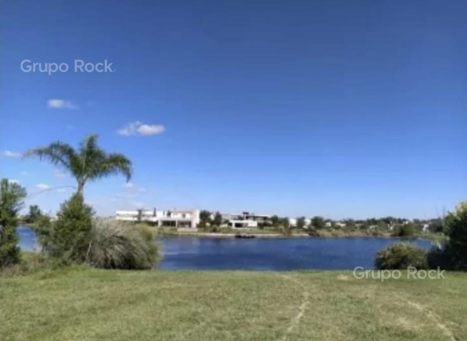 Foto de Hermoso Lote a la laguna en barrio cerrado San Matias, imagen 1