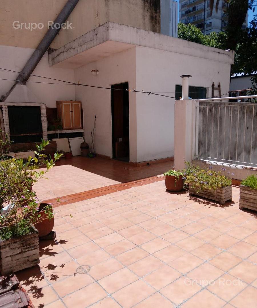 Foto de Tres amb con dependencia, terraza y parrilla en edificio de época!, imagen 3