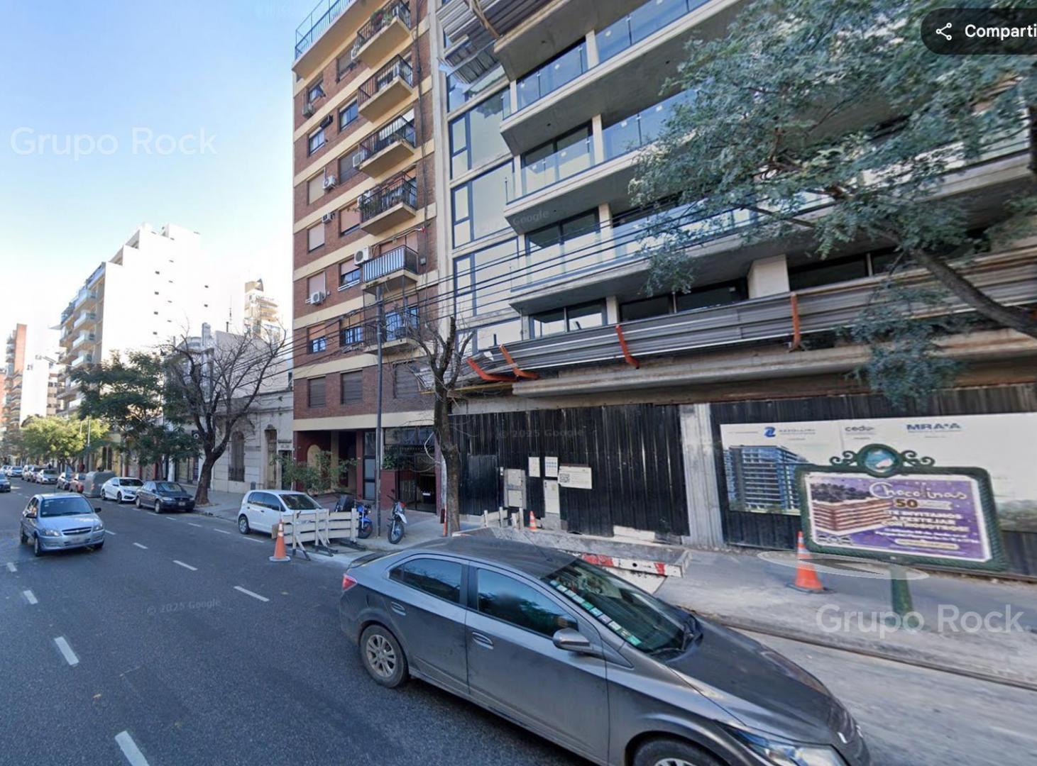 Foto de 11 Cocheras fijas sobre Av. Directorio, imagen 3