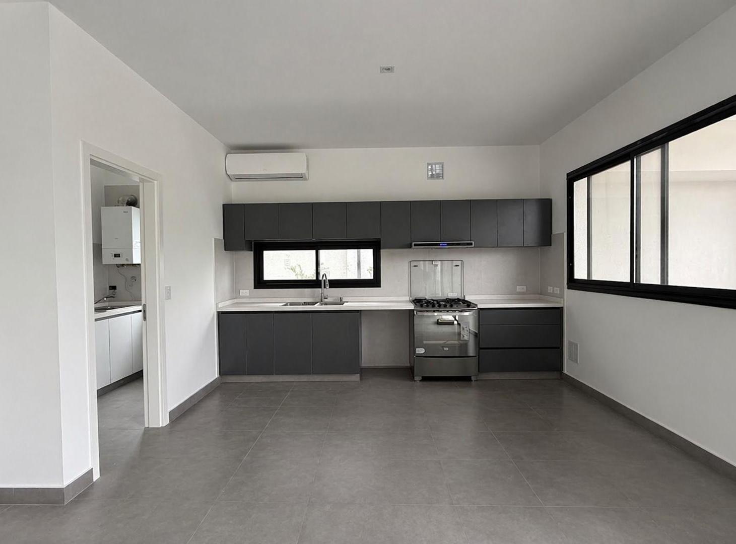 Foto de Casa a estrenar en alquiler anual, imagen 2